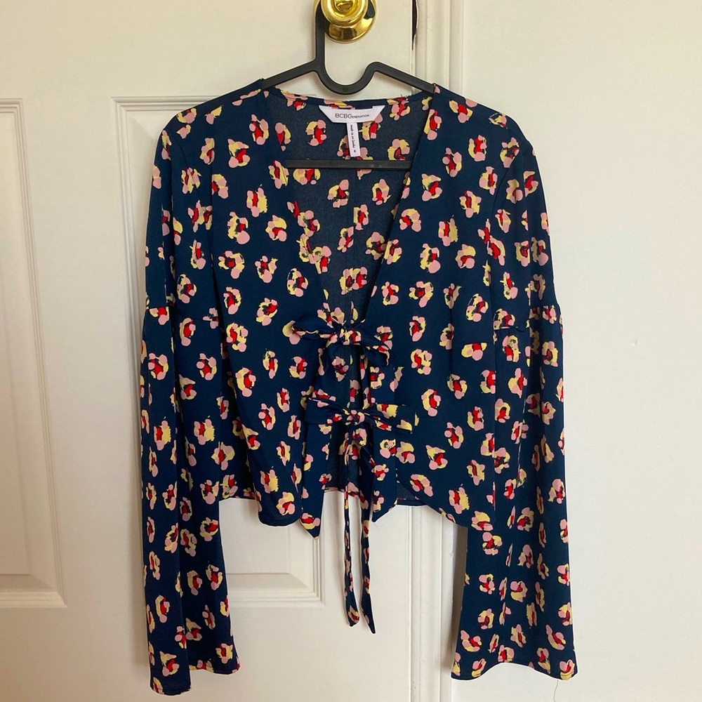 NWOT BCBGeneration blouse